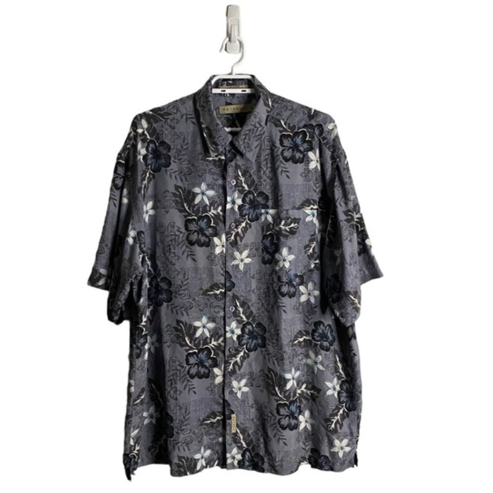 Retreat Men's Blue Floral Button-Down 100% Silk Short Sleeve Shirt